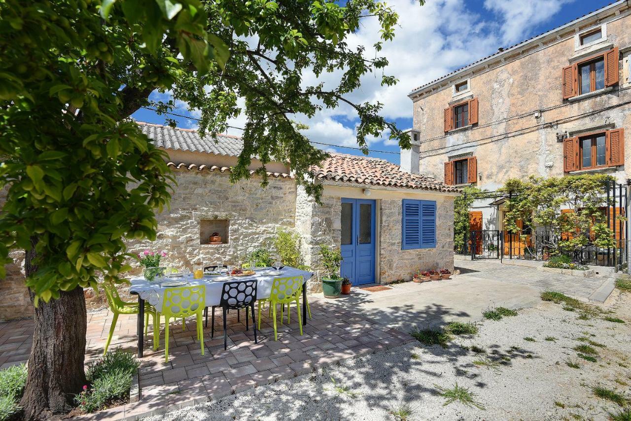 Villa Palazzo 1812 Krnica Esterno foto