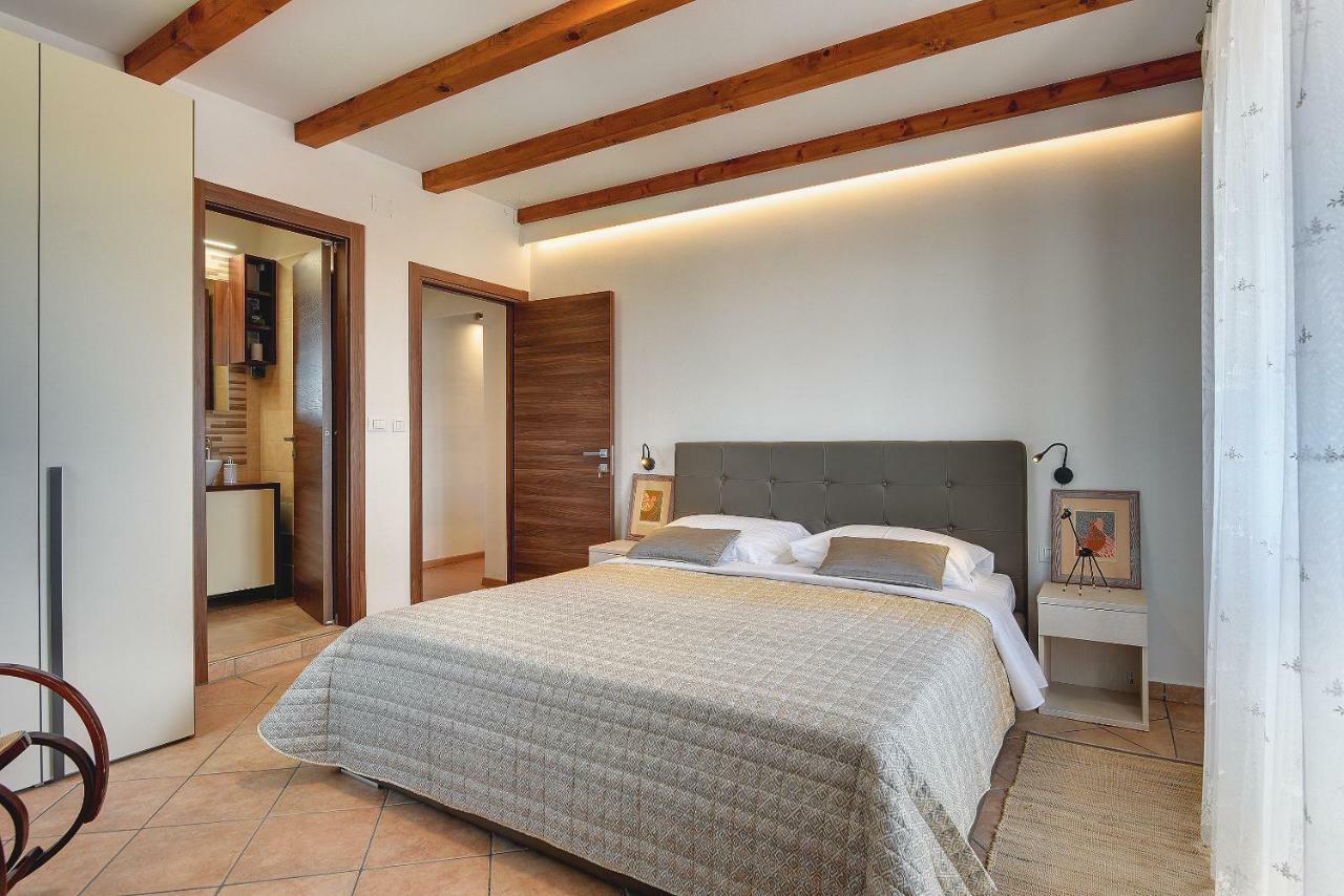 Villa Palazzo 1812 Krnica Esterno foto
