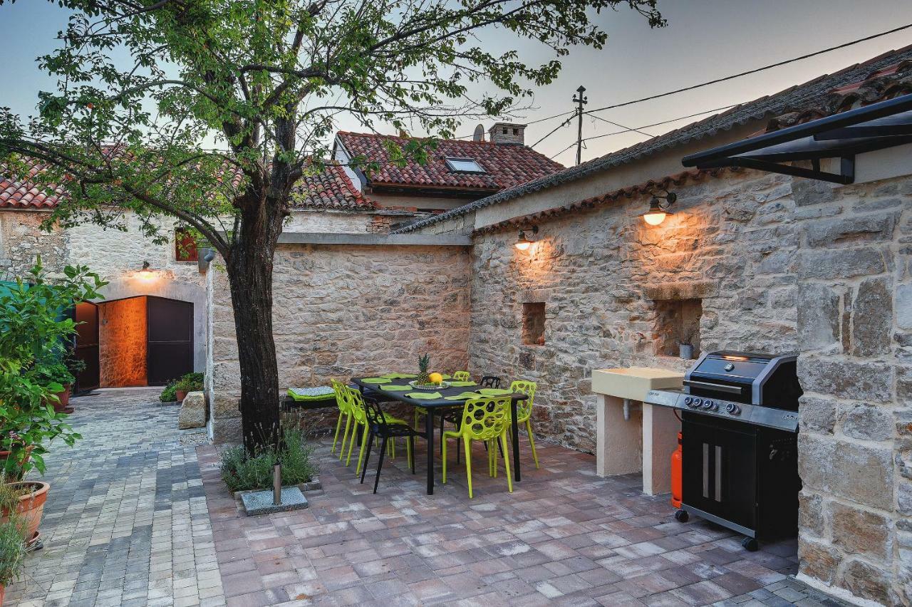 Villa Palazzo 1812 Krnica Esterno foto
